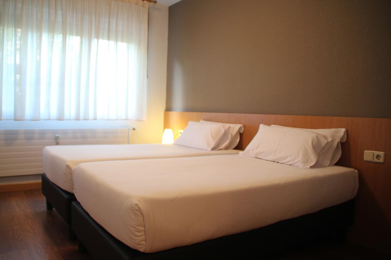 Hostal Abodi 팜플로나 외부 사진