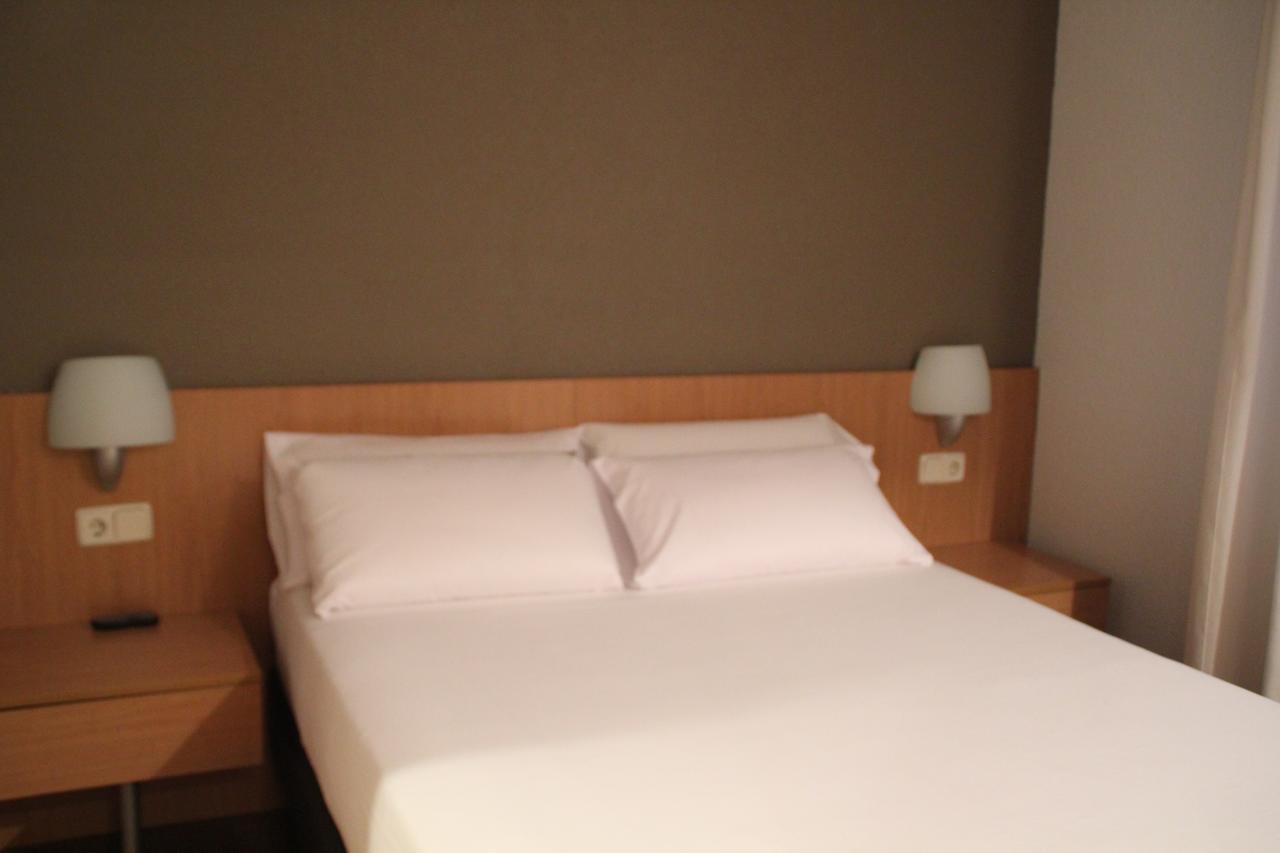 Hostal Abodi 팜플로나 외부 사진