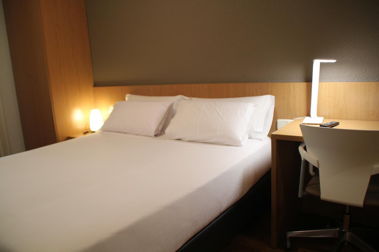 Hostal Abodi 팜플로나 외부 사진